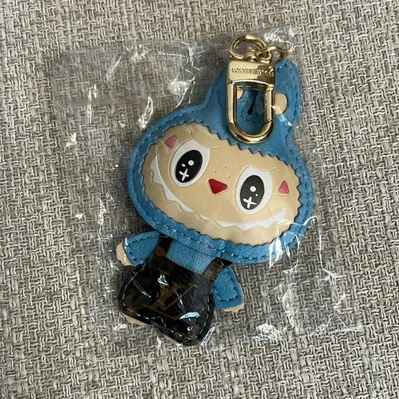 Labubu LV Keychain - Picture 3 of 4